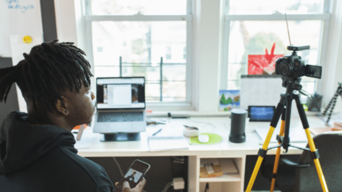 Pierde el Miedo a la Cámara - sergio f esquivel - estratega digital